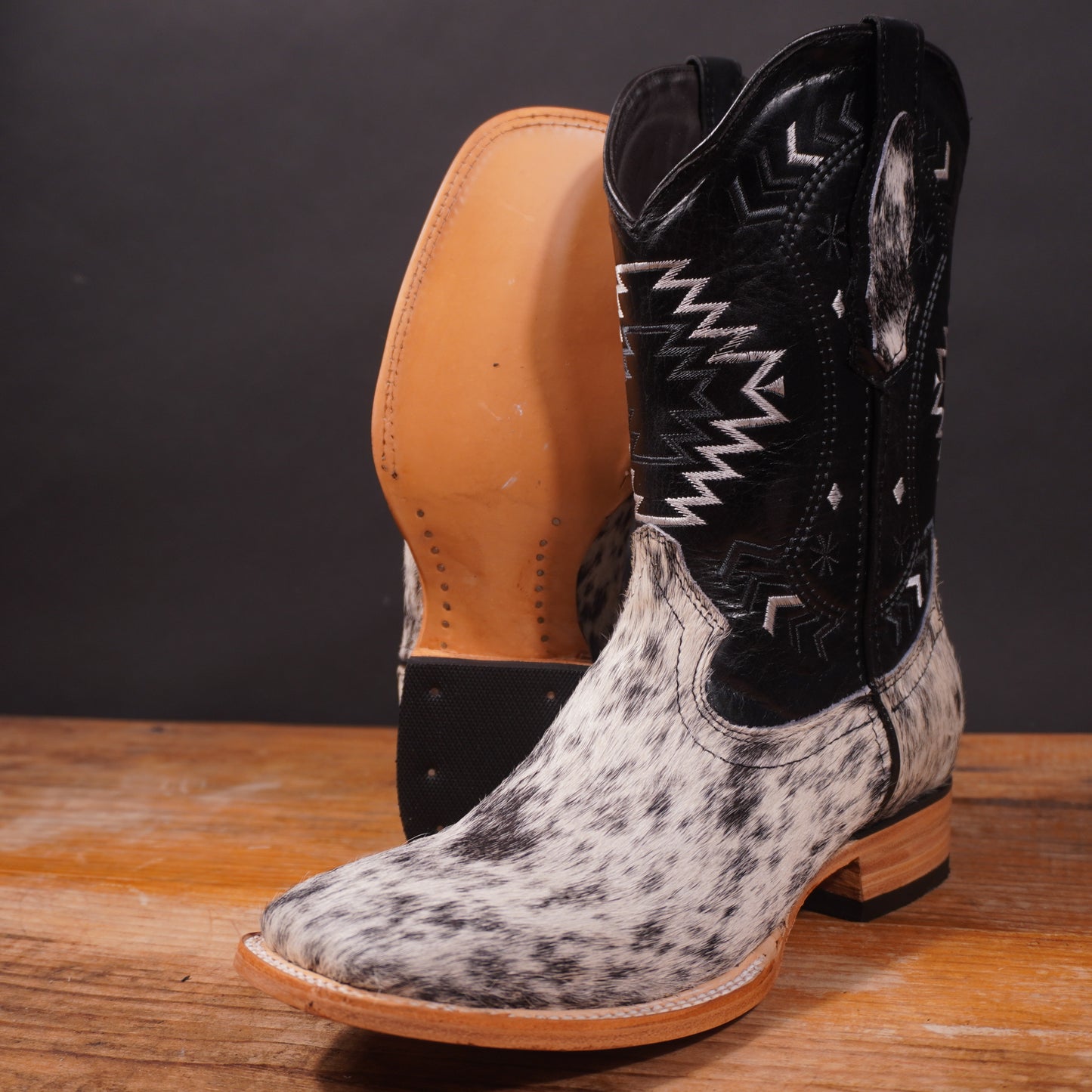 Botas de pelo de vaca y punta cuadrada
