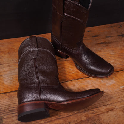 Botas cafe oscuro y punta dubai