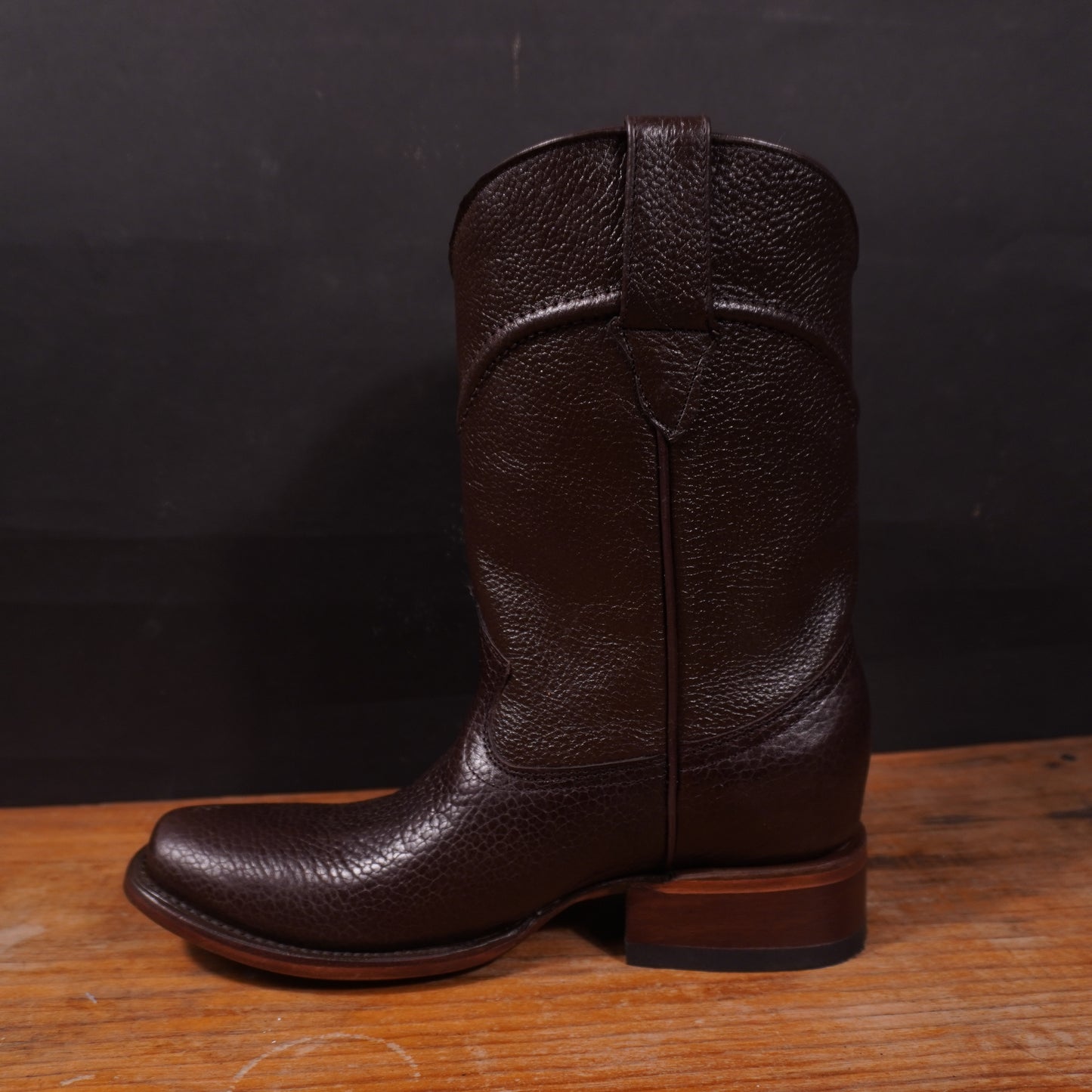Botas cafe oscuro y punta dubai