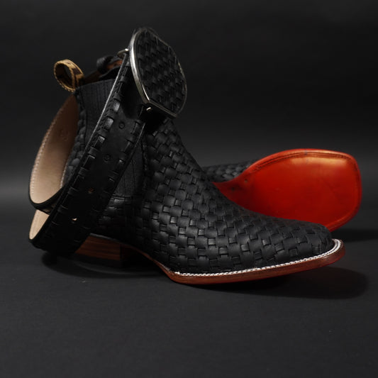 Combo Botines y cinturón petatillo negro