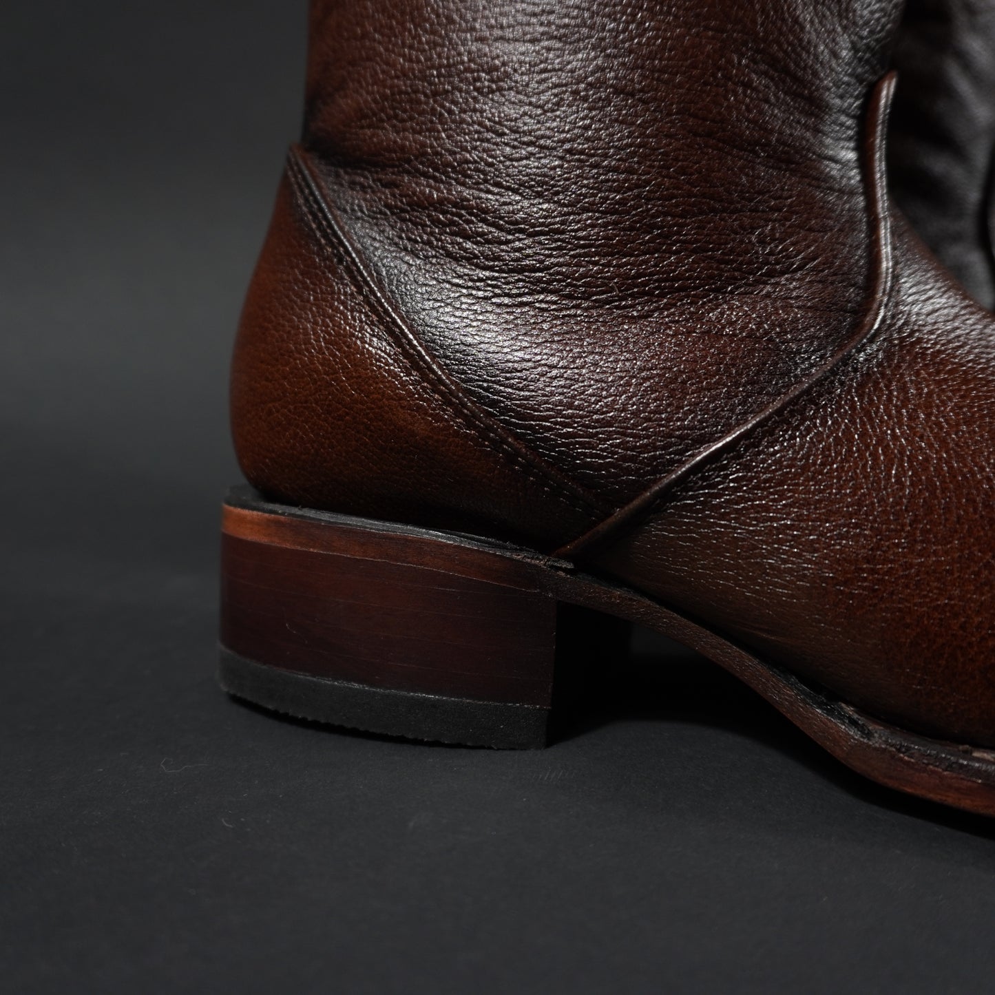 Botines de cierre cafes, punta dubai