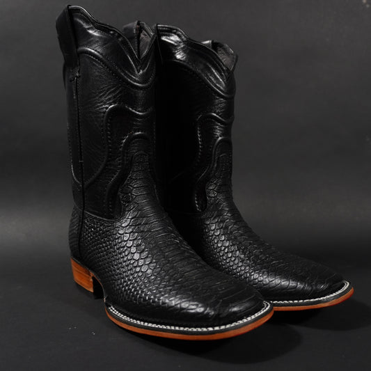 Botas negras piton, suela roja y punta cuadrada