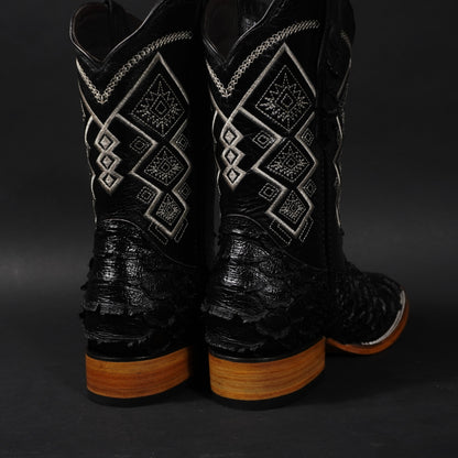 Botas negras piton gigante y punta cuadrada
