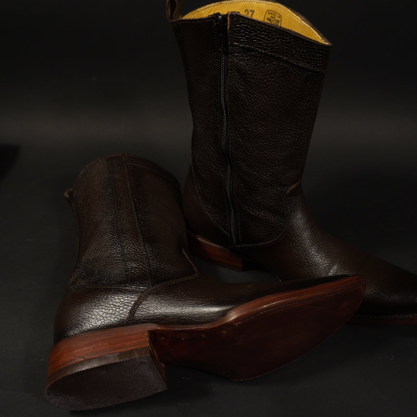 Botines de cierre cafes oscuro, punta dubai