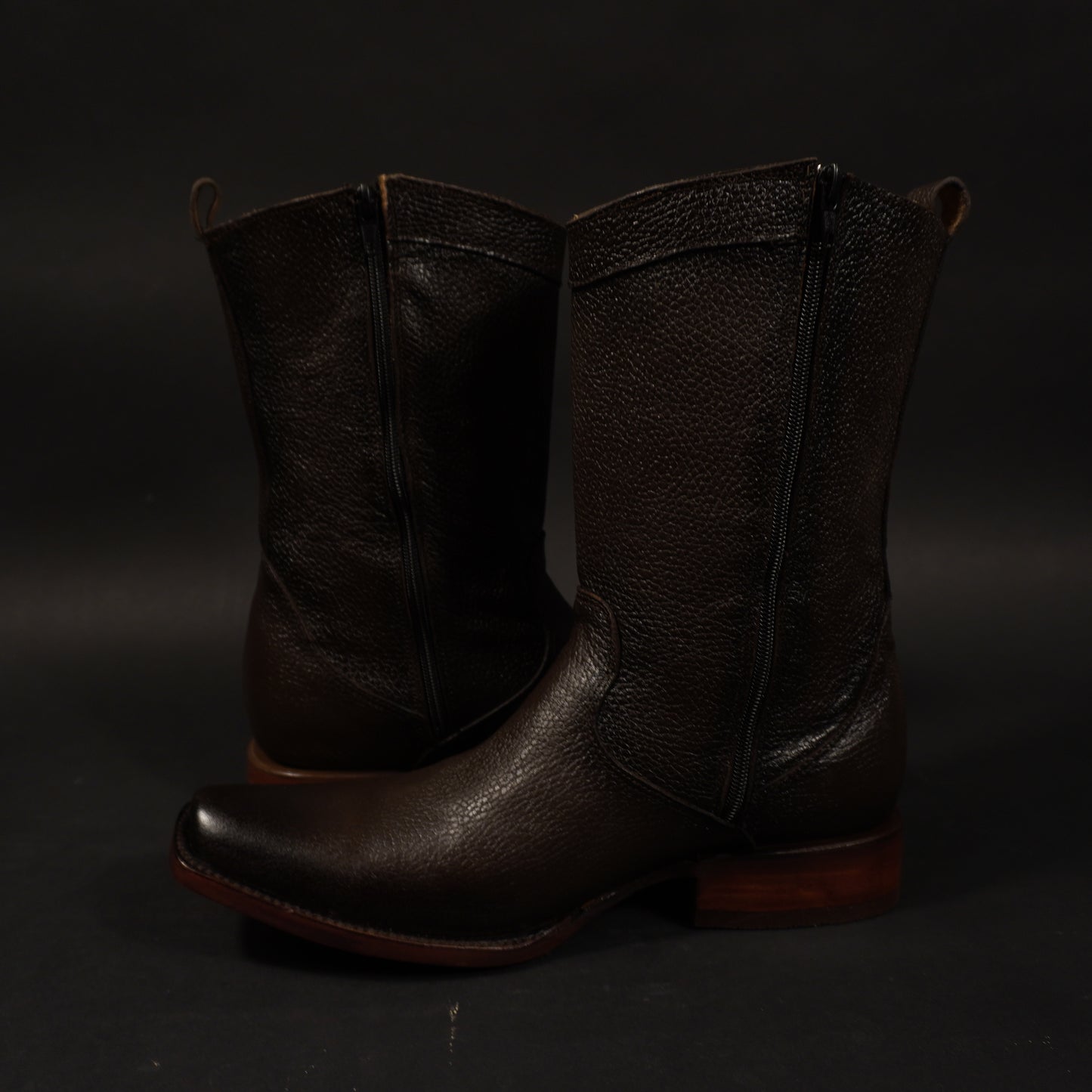 Botines de cierre cafes oscuro, punta dubai