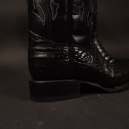 Botas color negro cocodrilo y punta sinaloa