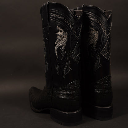 Botas color negro cocodrilo y punta sinaloa
