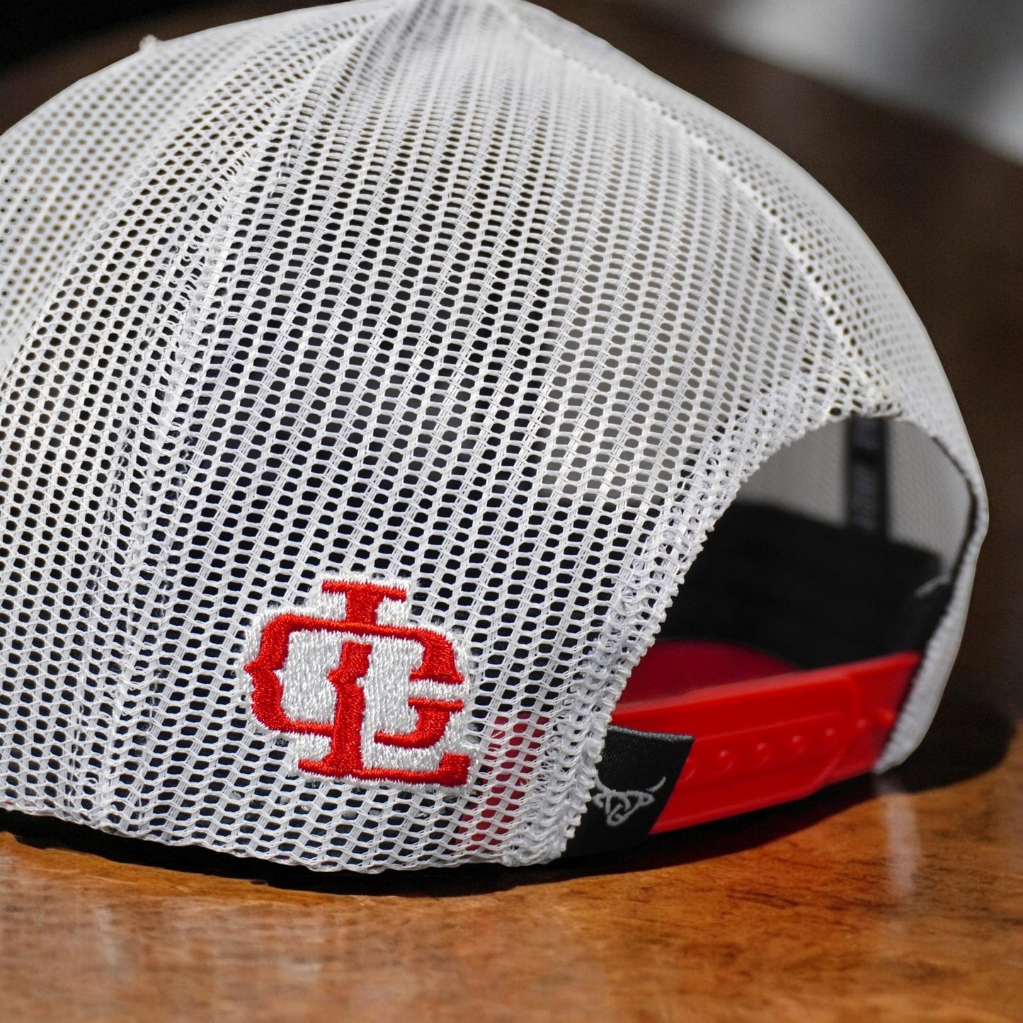 Gorra Lost Calf Original Red/White Curve