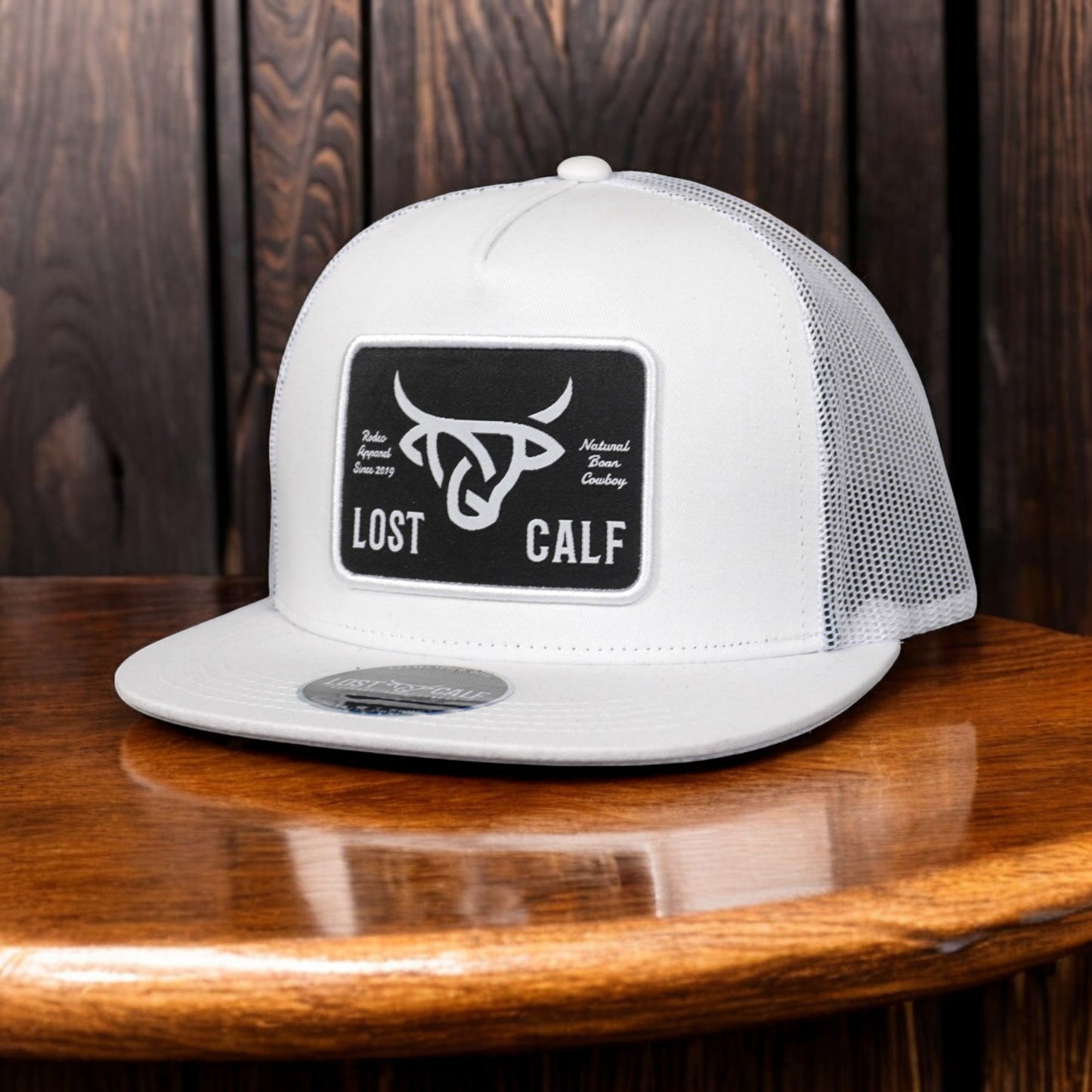 Gorra Lost Calf Original Flat Plate White