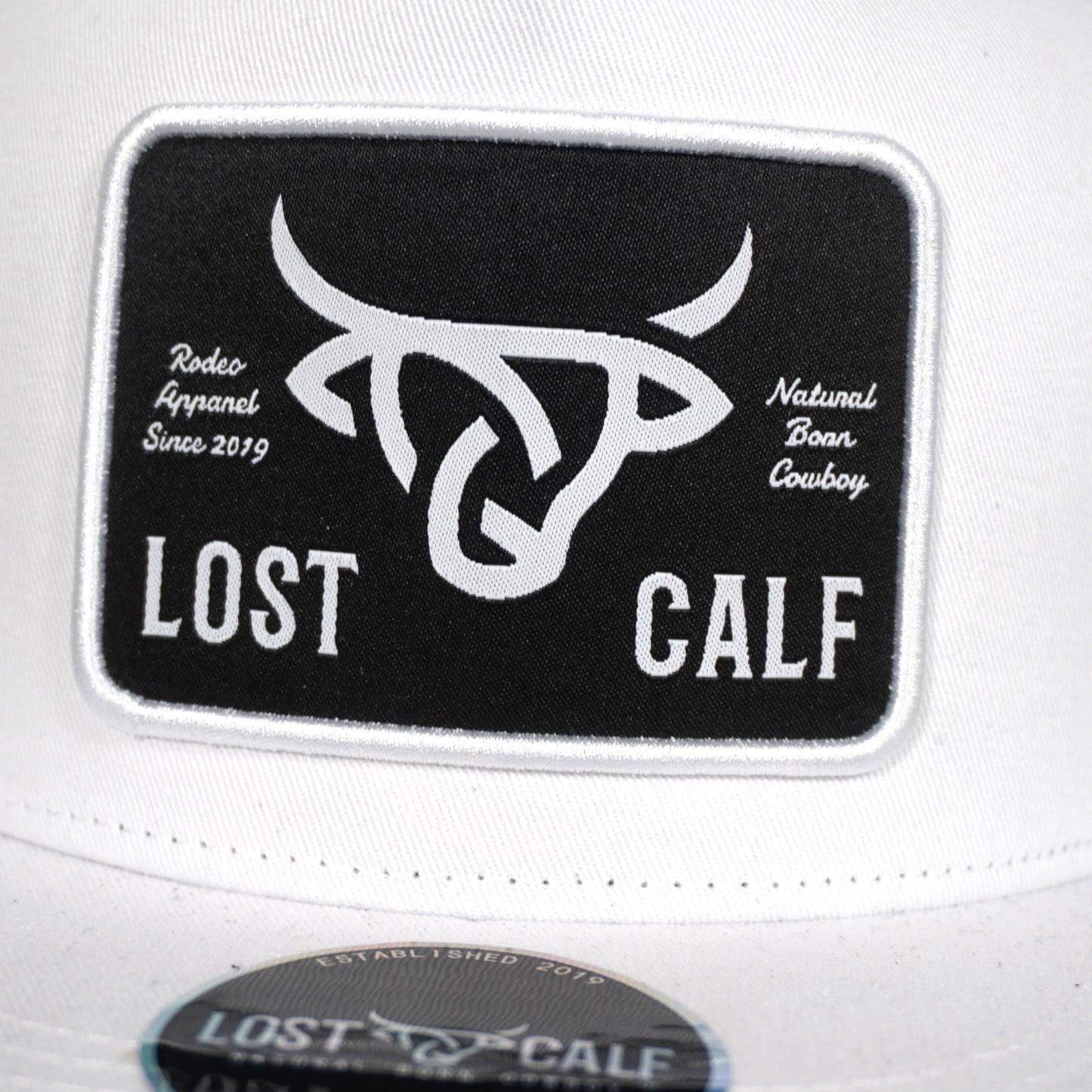 Gorra Lost Calf Original Flat Plate White