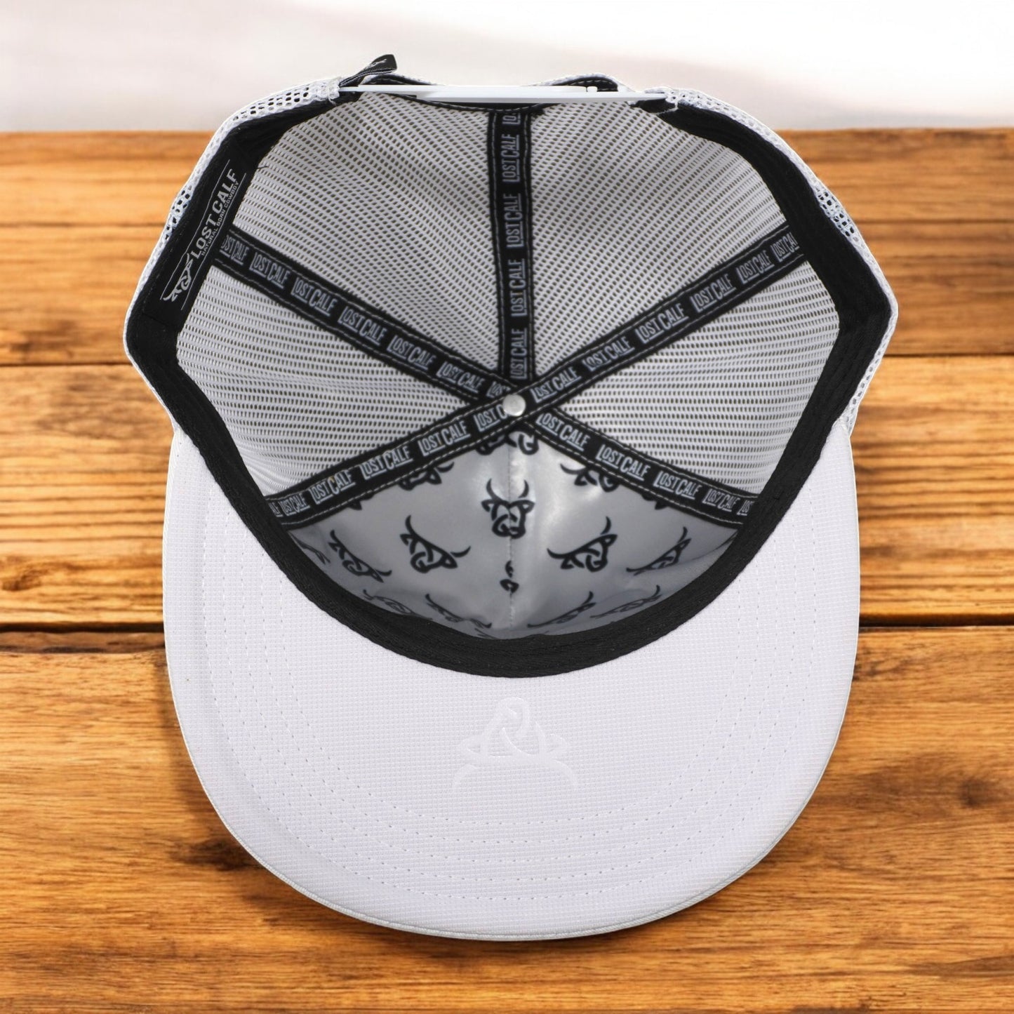 Gorra Lost Calf Original Flat Plate White