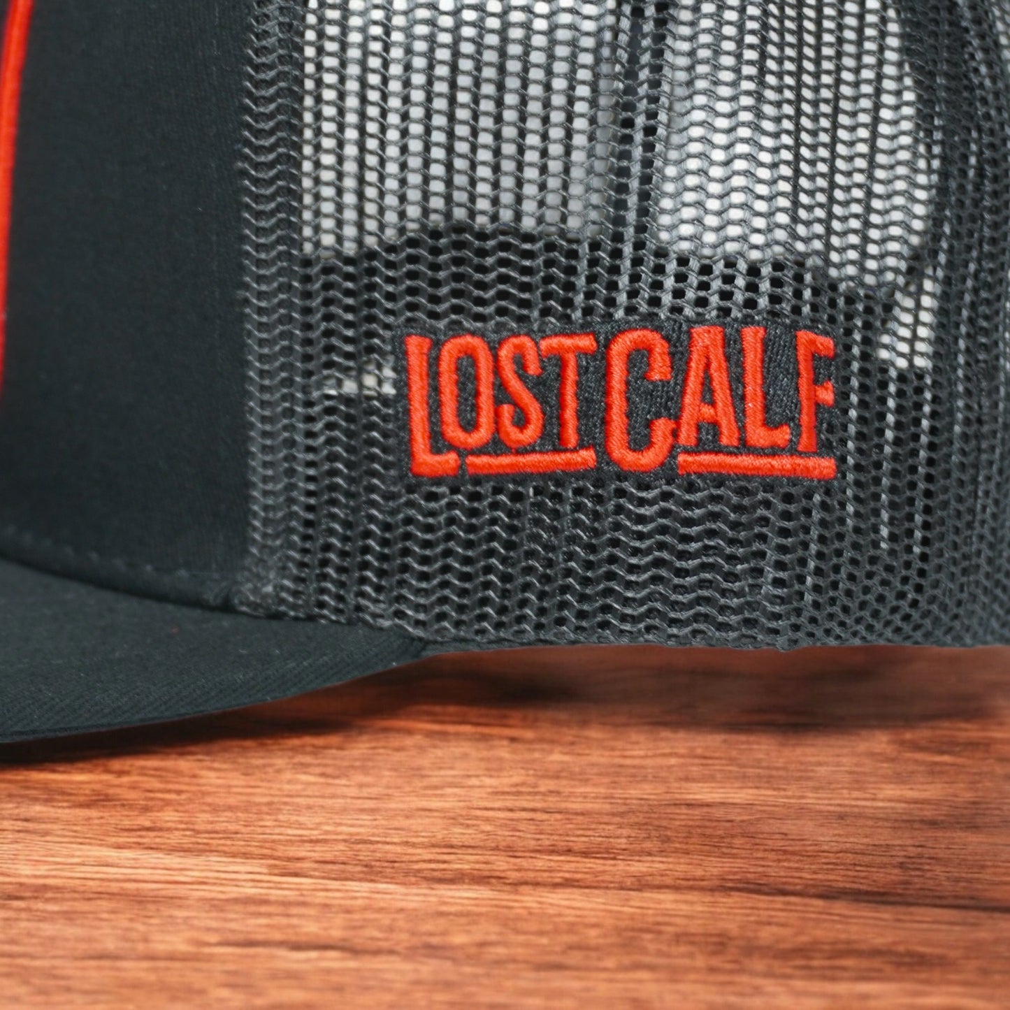 Gorra Lost Calf Original Flat Plate Red/Black