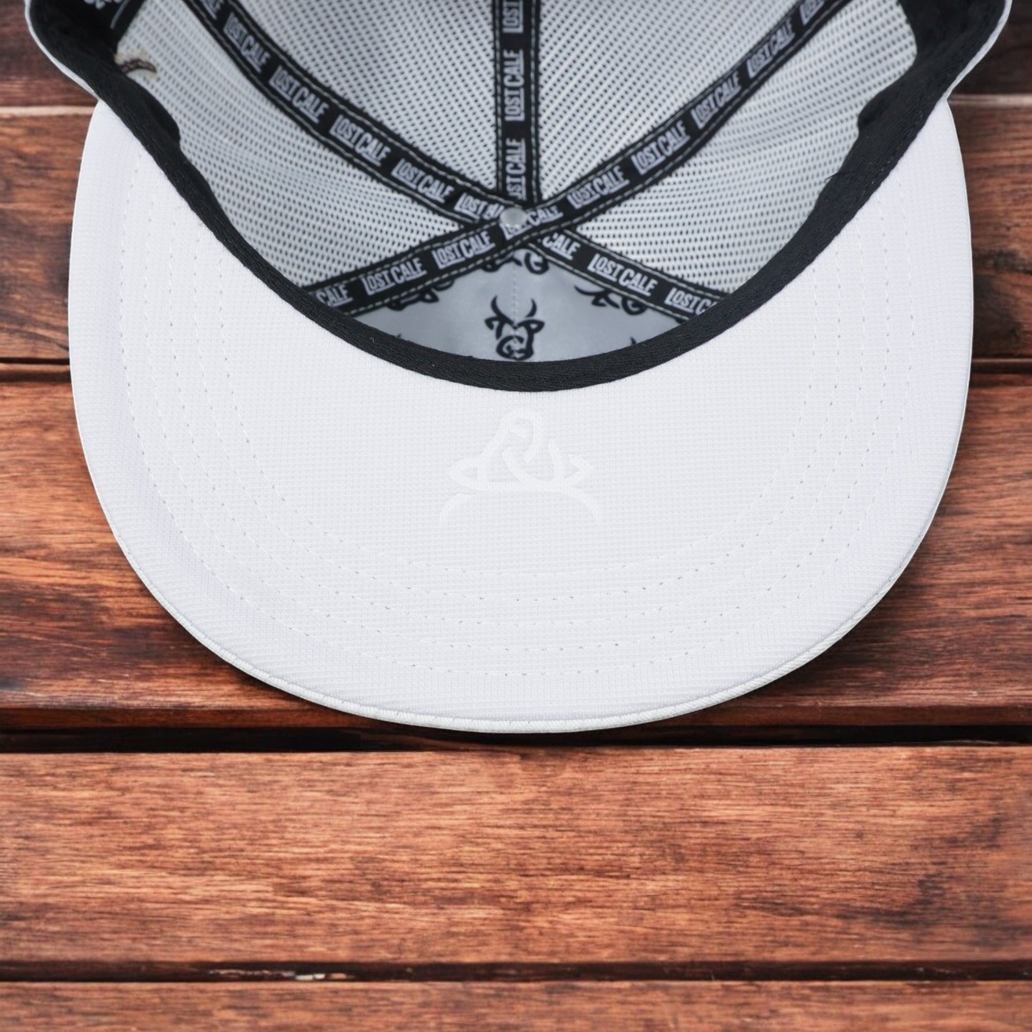 Gorra Lost Calf Original Roper - White