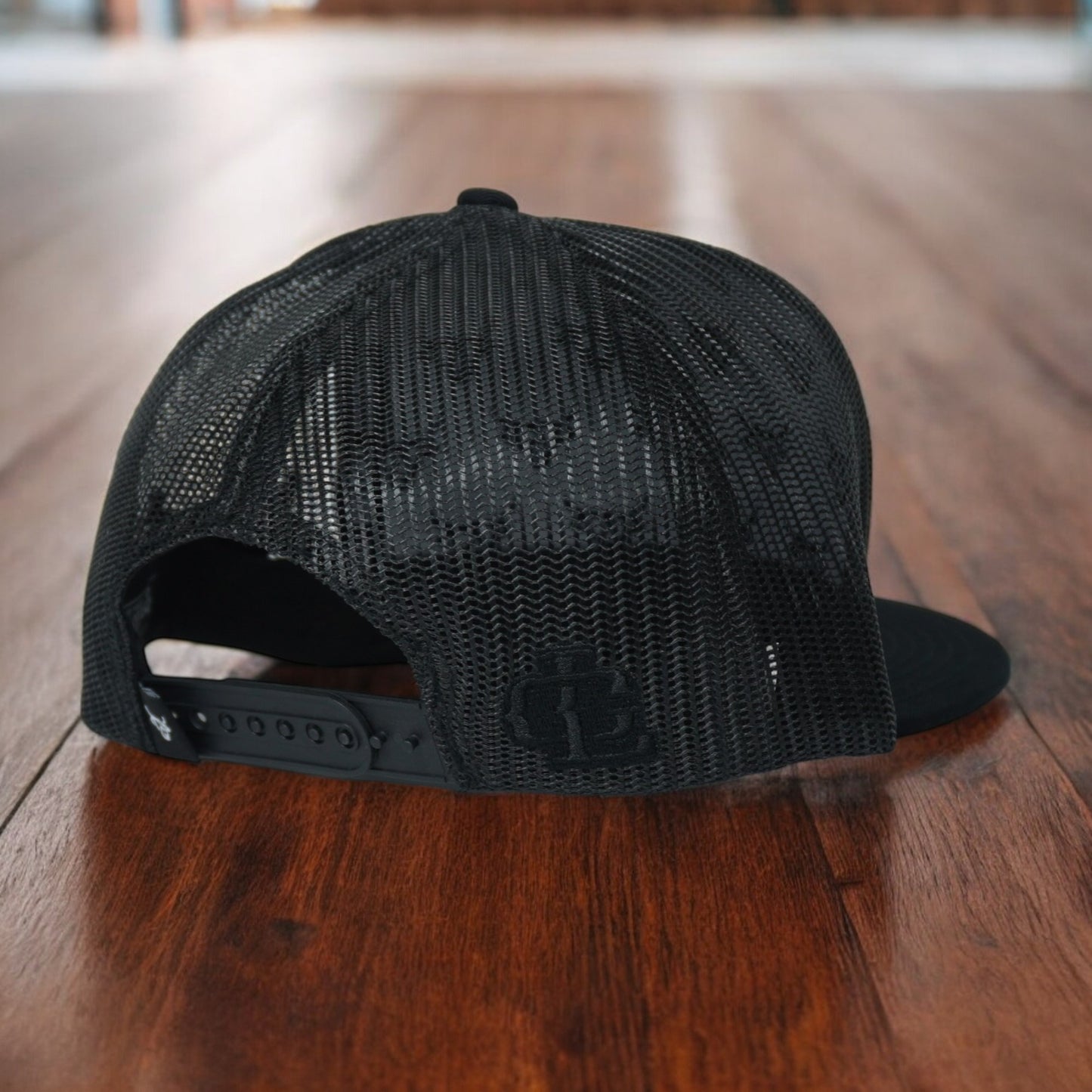 Gorra Lost Calf Original Blackout Tribe Flat